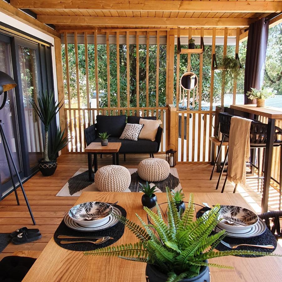Mobile Home Sunflower - เซลเซ ภายนอก รูปภาพ
